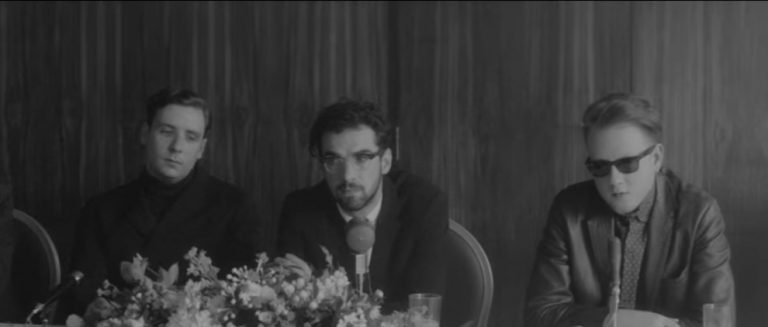 Two door cinema club : Changing of the Seasons